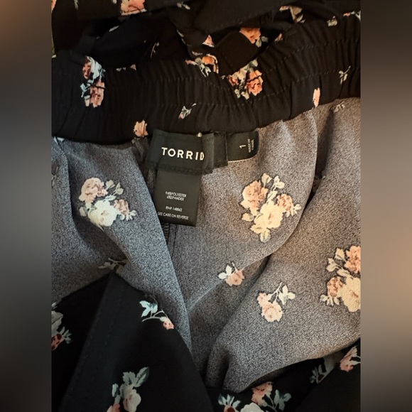 Torrid Black Floral Women's Jumpsuit - Picture 2 of 5